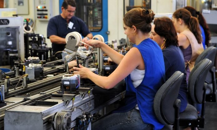 Queda na Produção Industrial