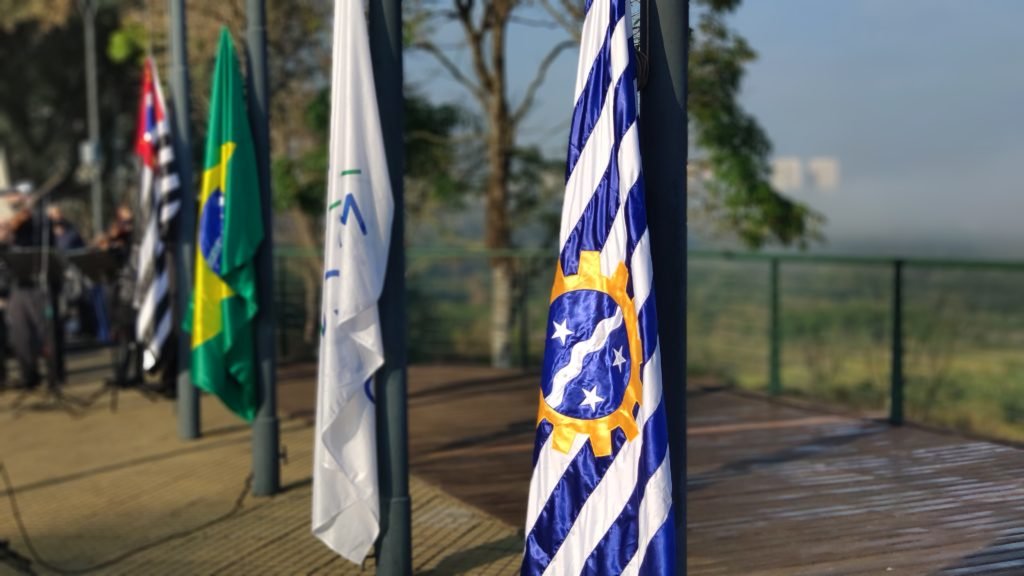 Bandeiras 253 anos São José dos Campos
