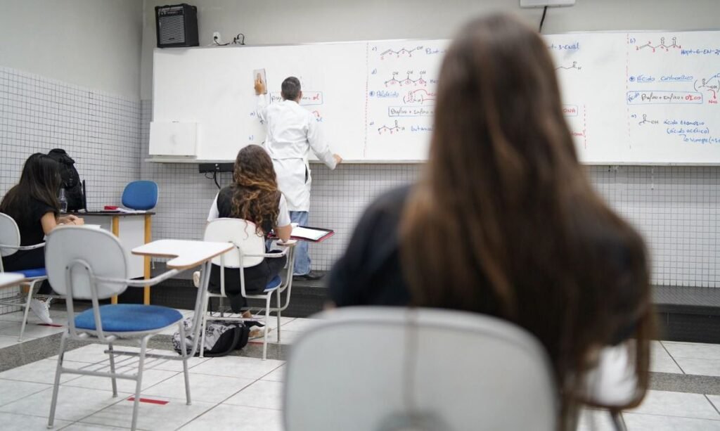 Crianças sem aulas