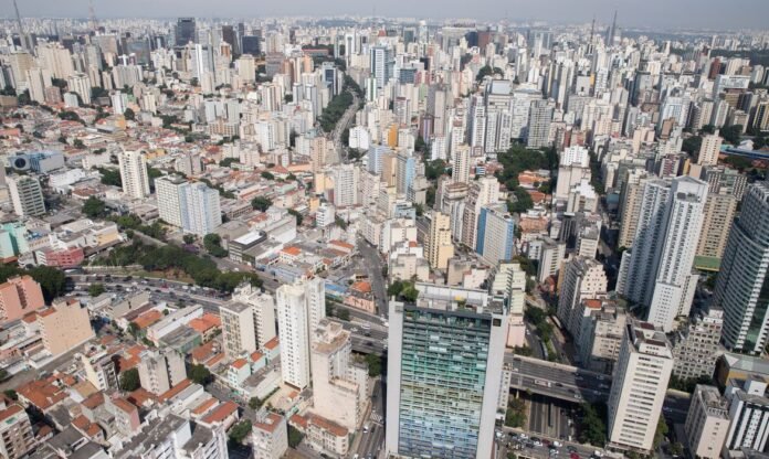 Cidade de São Paulo 1 em cada 3 paulistas tiveram covid