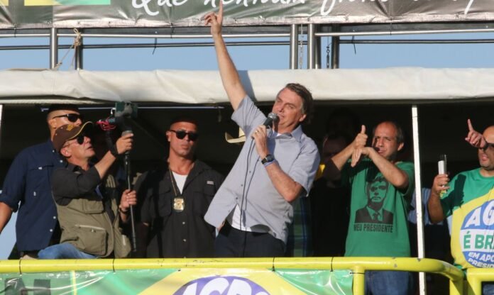 Bolsonaro Participa