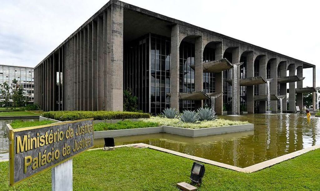 Ministério Filme Justiça Leilão de bens