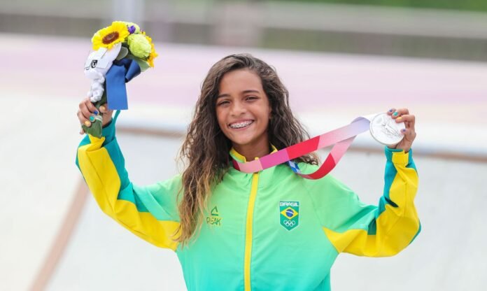 Rayssa leal medalha de prata skate Brasil