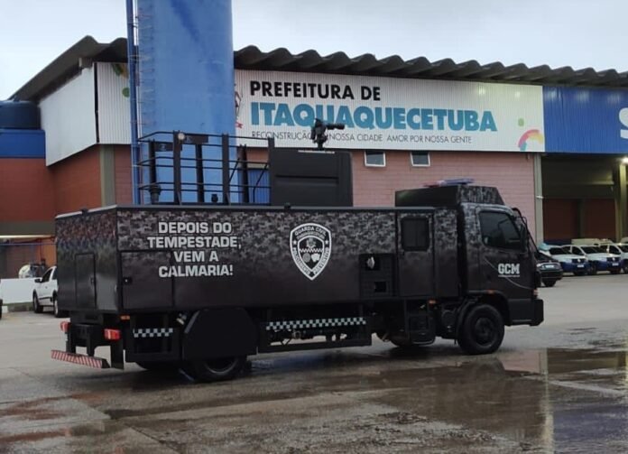 Caminhão Tempestade Itaquaquecetuba