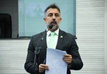 Câmara tem Frente Parlamentar de Combate à Erotização Infantil sob a presidência do vereador Senna Frente Parlamentar contra a erotização infantil