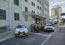 Policiais abrem caminho no trânsito para evitar que gestante desse à luz no carro: ‘minutos preciosos’