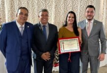 Leticia Aguiar recebe título de Cidadã Uchoense e se emociona ao lembrar do pai durante cerimônia